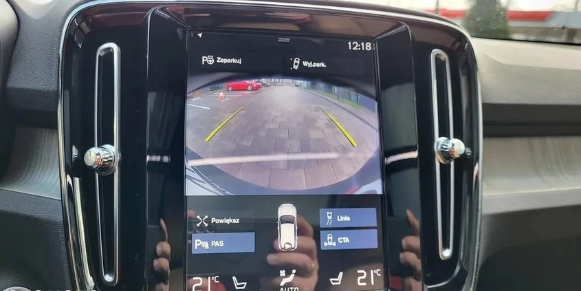Volvo XC 40 cena 102500 przebieg: 175000, rok produkcji 2019 z Gdańsk małe 79